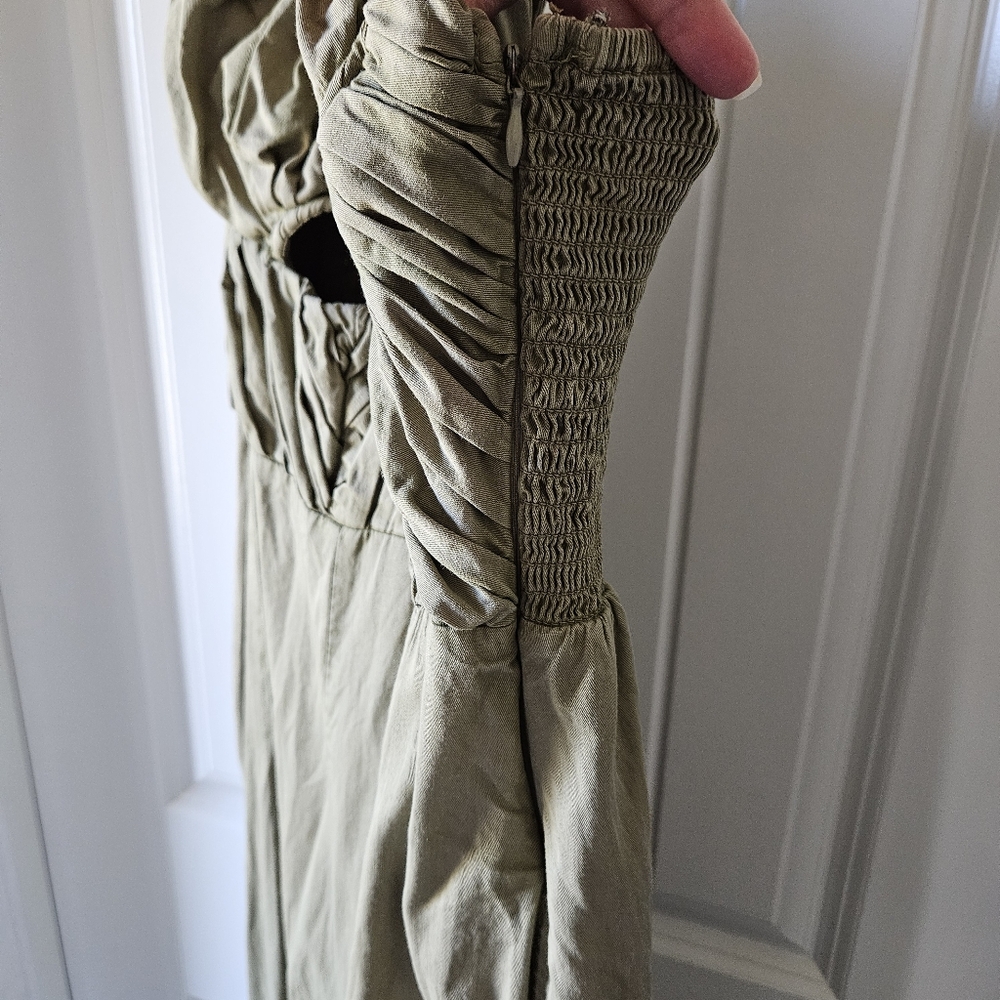 Free People Olive Green Smocked Wide Leg Jumpsuit – Size S (SP) - Picture 10 of 10